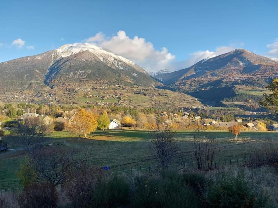 Gite Confort 15 Couchages, Vue Panoramique Montagne Hautes Alpes, Terrasses Эмбрён Экстерьер фото