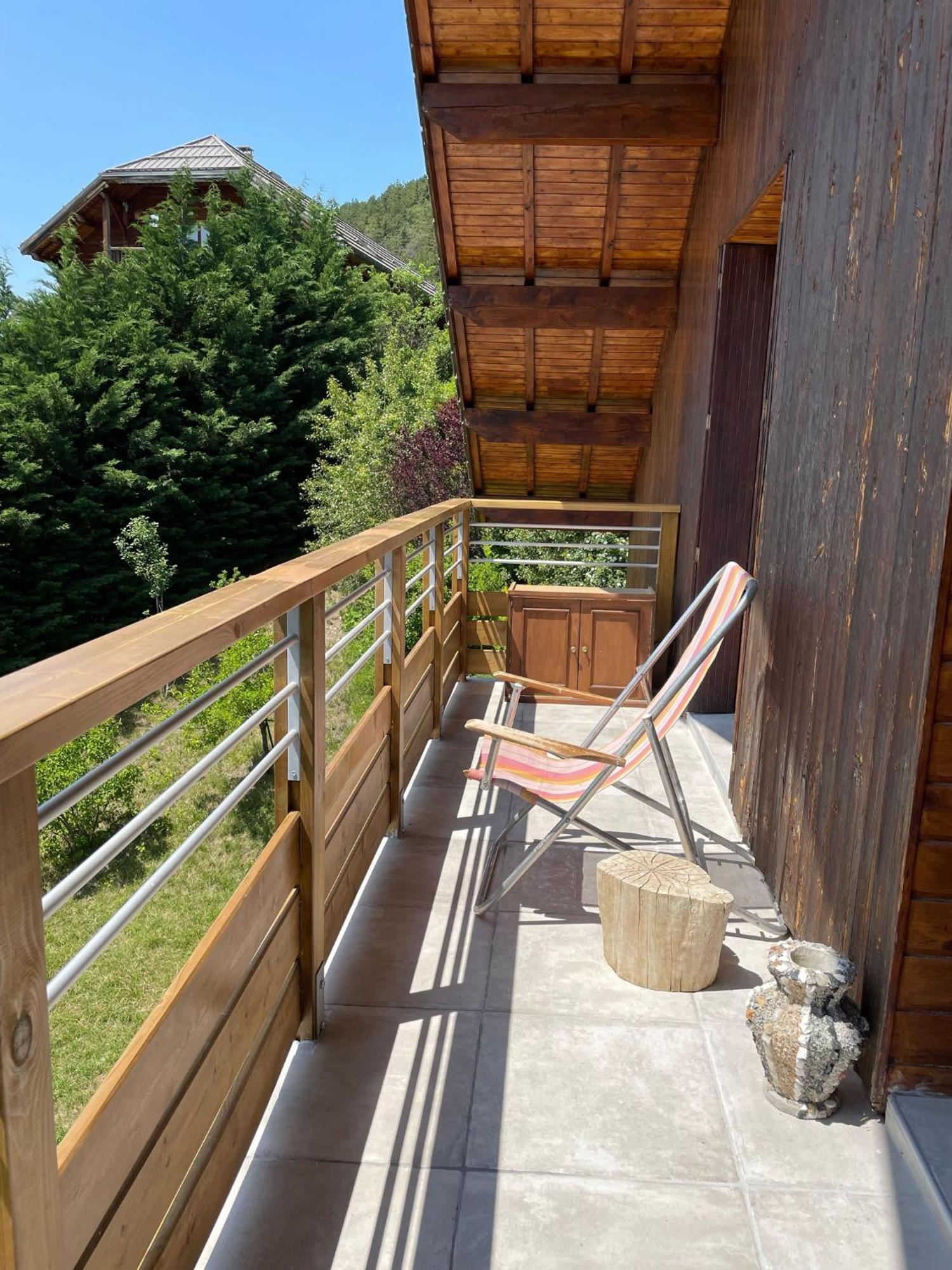 Gite Confort 15 Couchages, Vue Panoramique Montagne Hautes Alpes, Terrasses Эмбрён Экстерьер фото